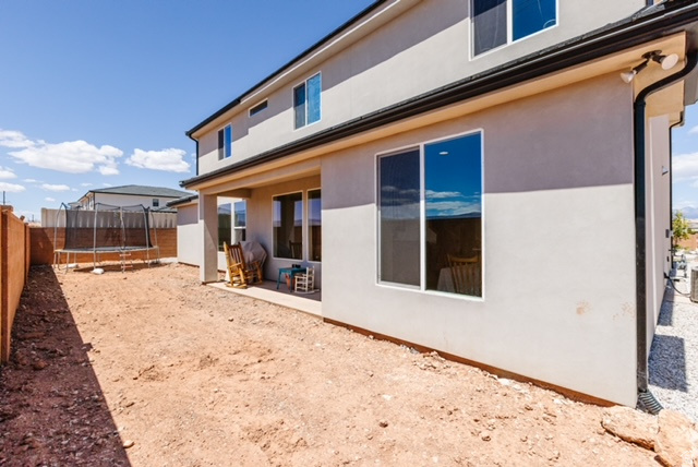 WHITE HILLS - Residential