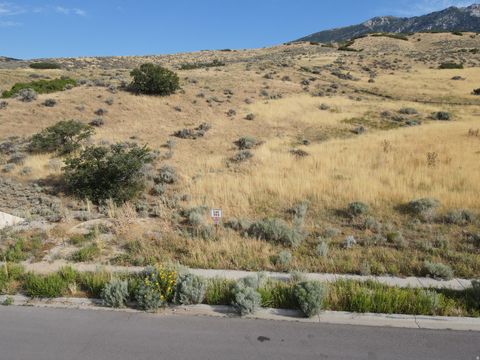 Tiny photo for 102 E DEER CREST LN, Alpine, UT 84004 (MLS # 2137756)
