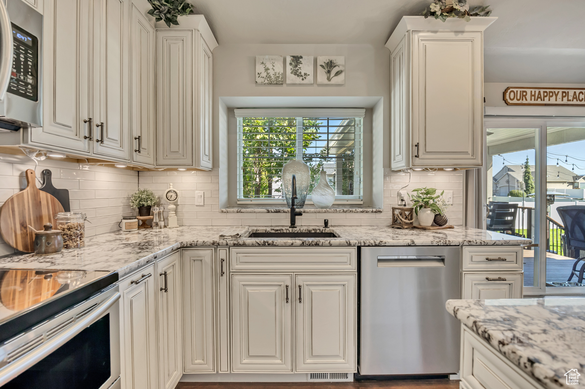 YALECREST EST 175 - Residential