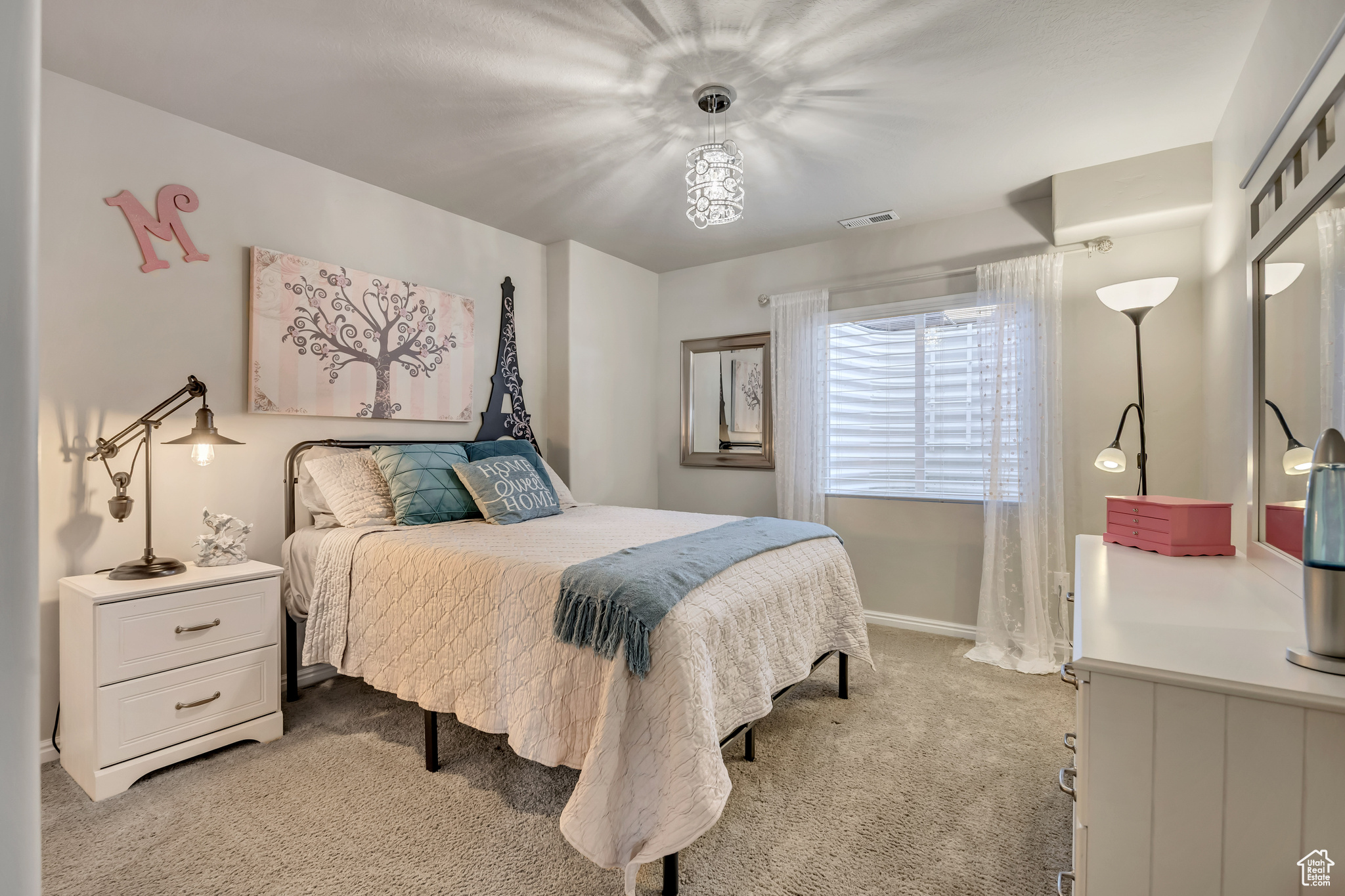 YALECREST EST 175 - Residential