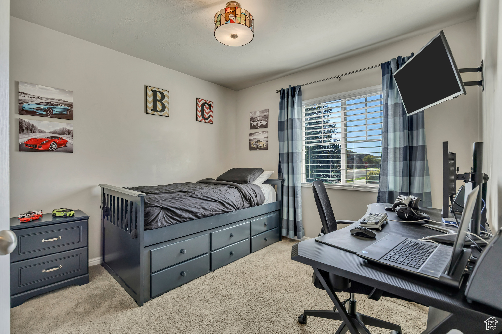 YALECREST EST 175 - Residential