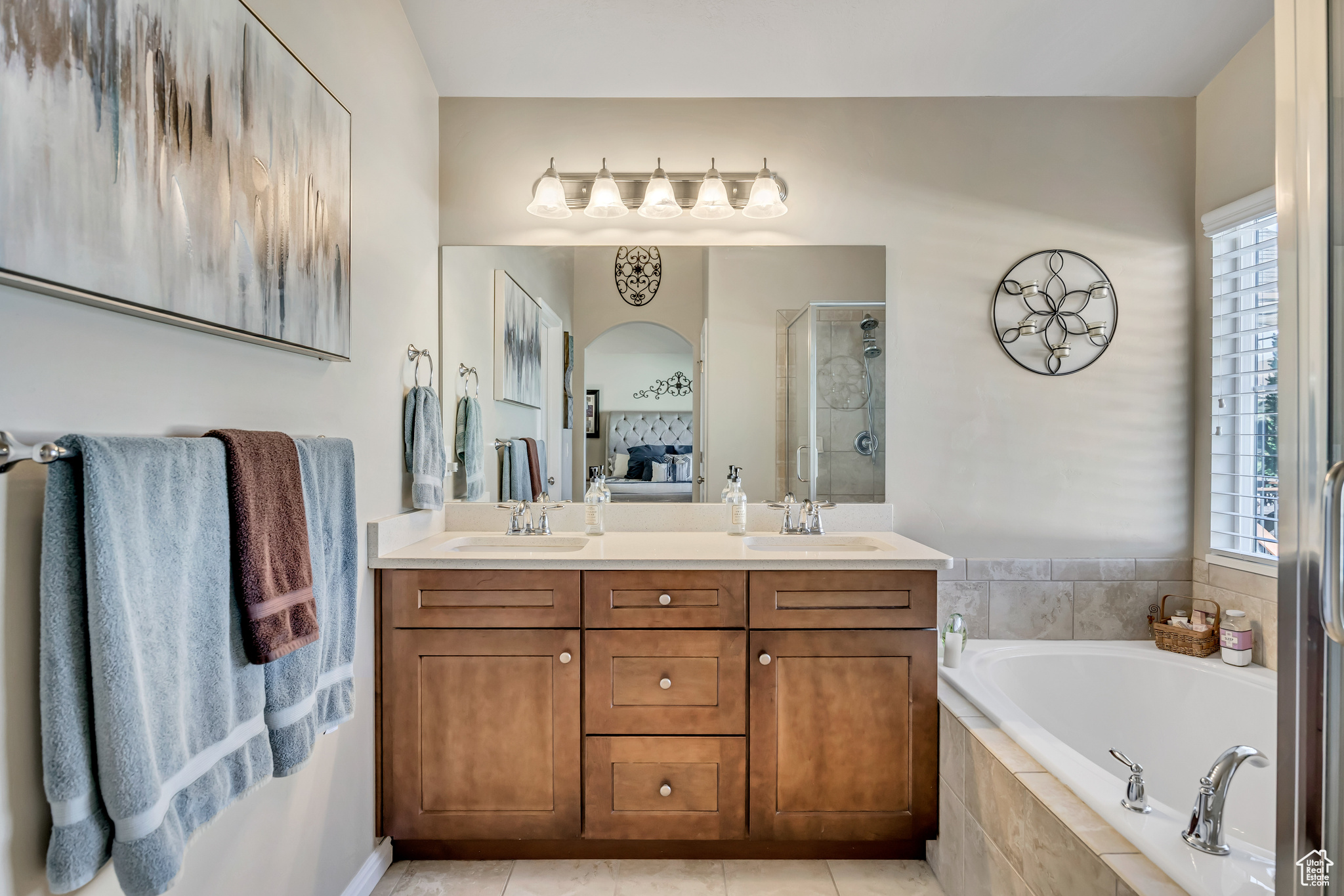 YALECREST EST 175 - Residential