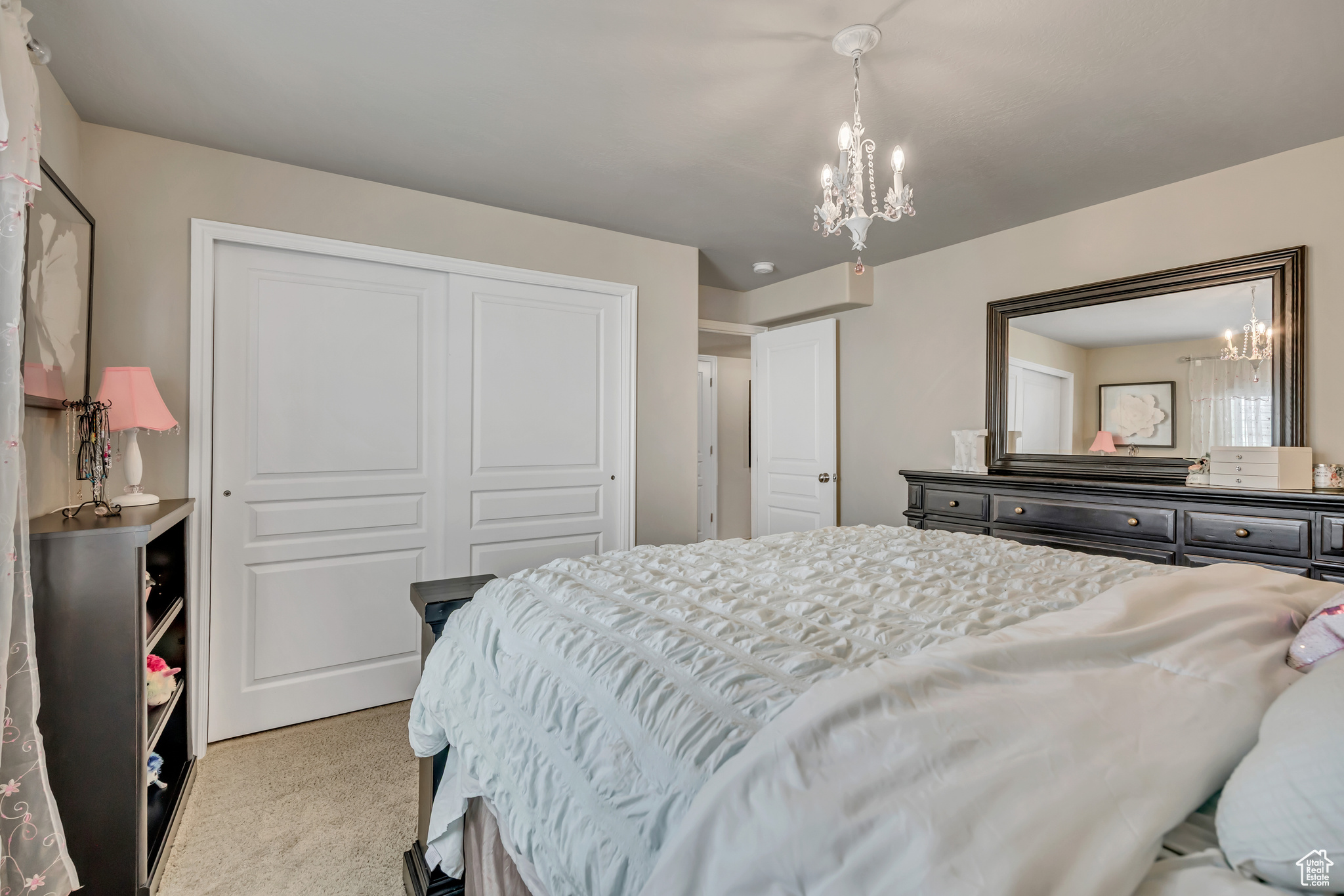 YALECREST EST 175 - Residential