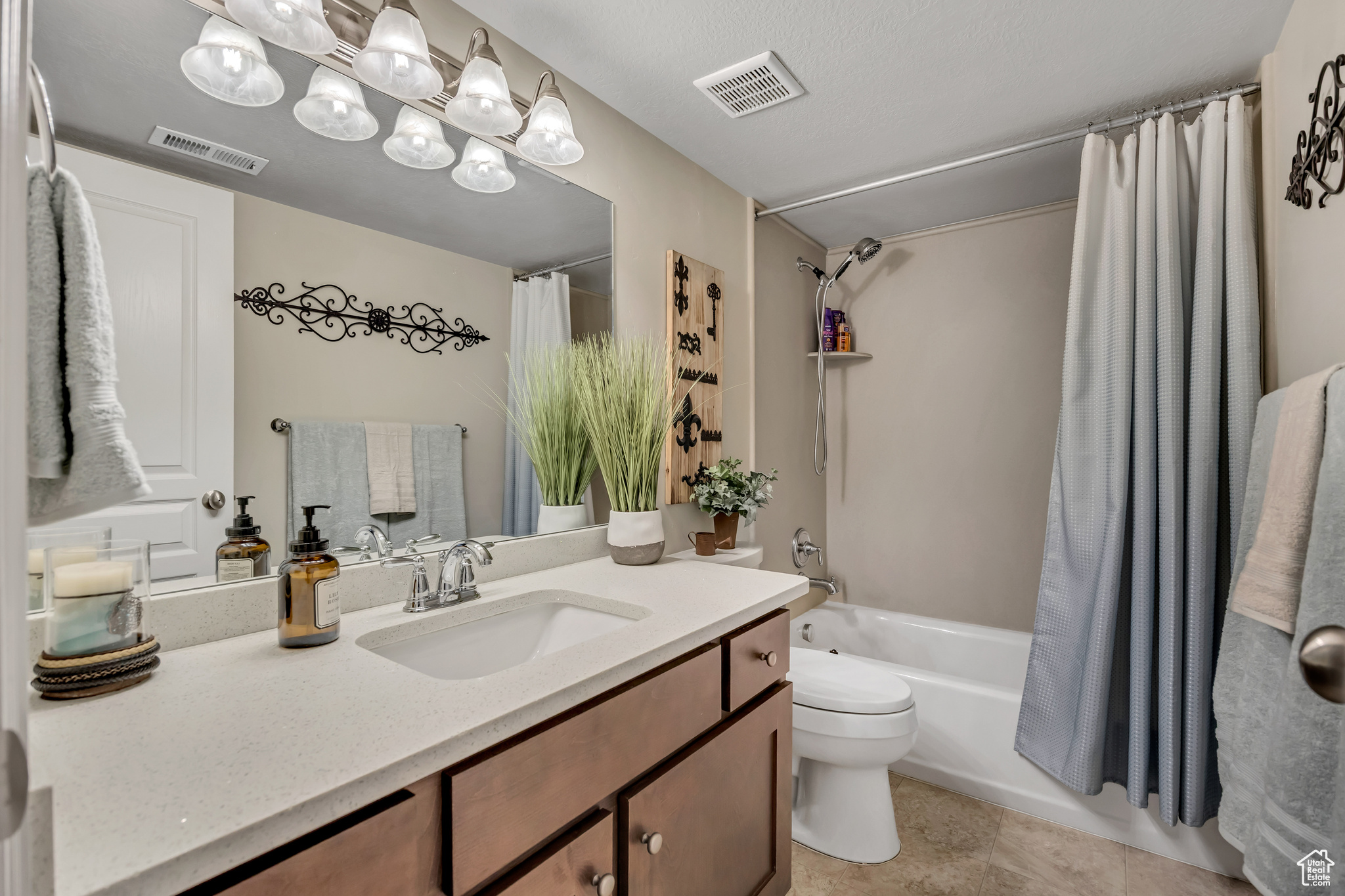 YALECREST EST 175 - Residential