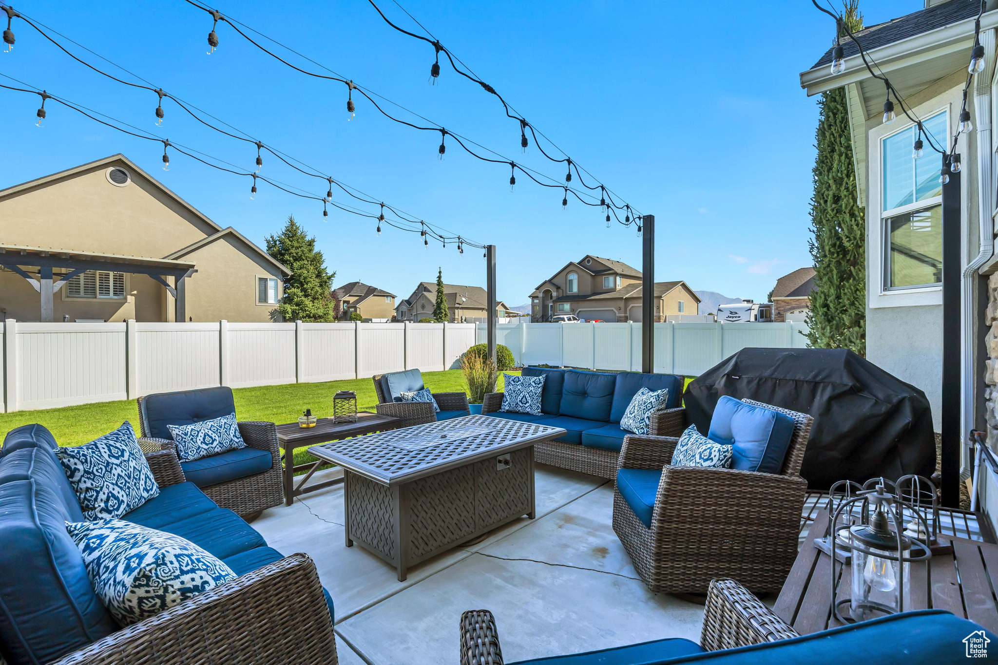 YALECREST EST 175 - Residential