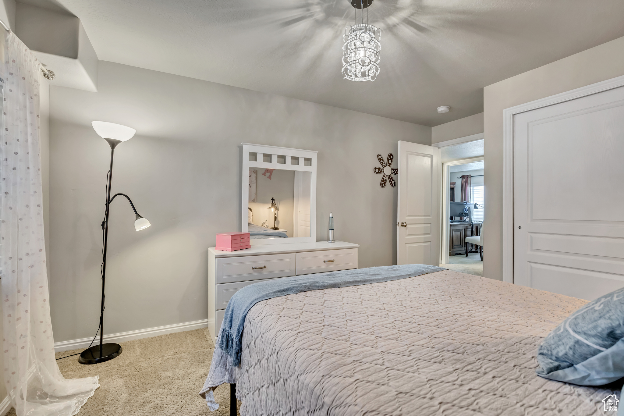 YALECREST EST 175 - Residential