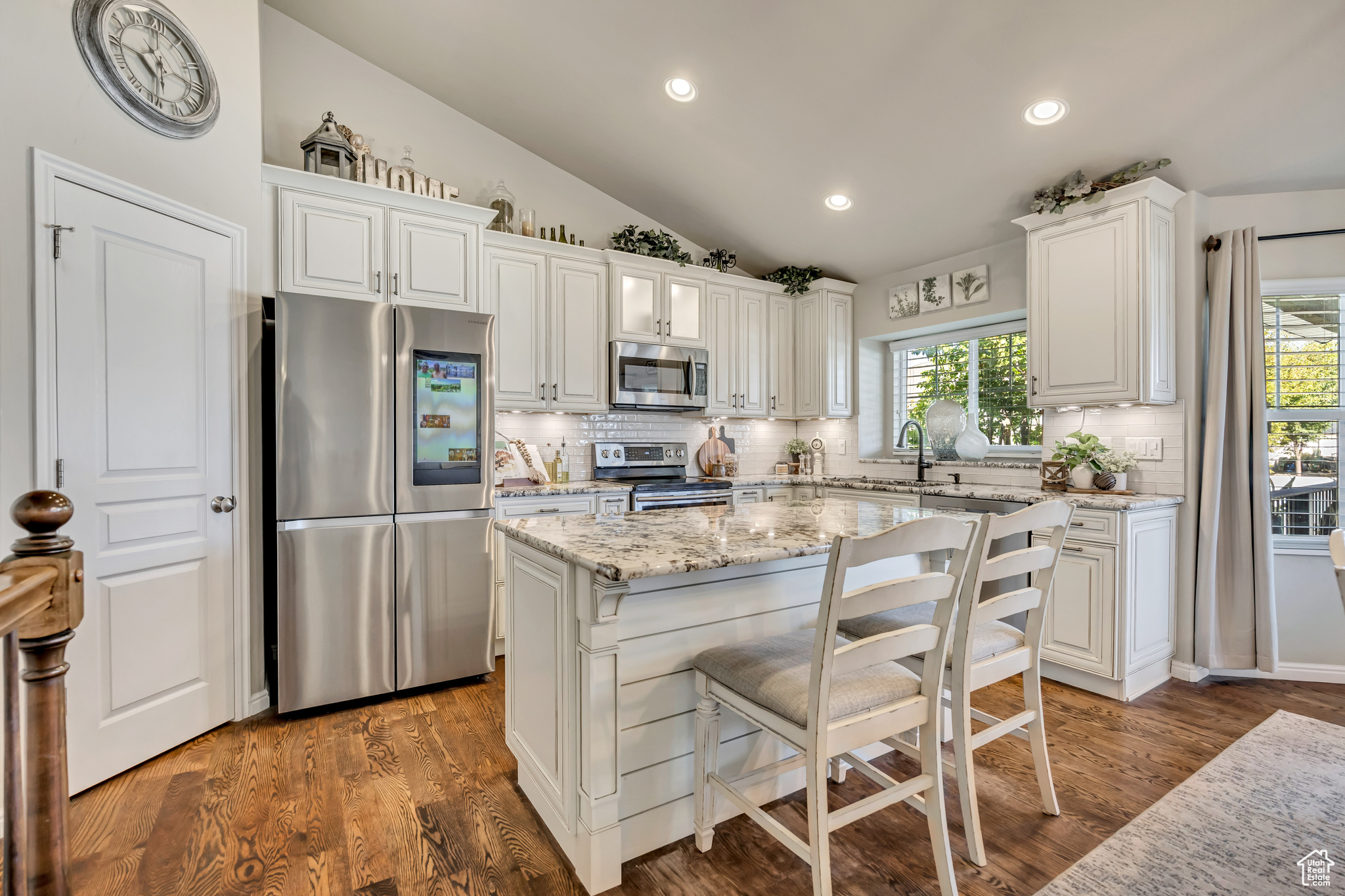 YALECREST EST 175 - Residential