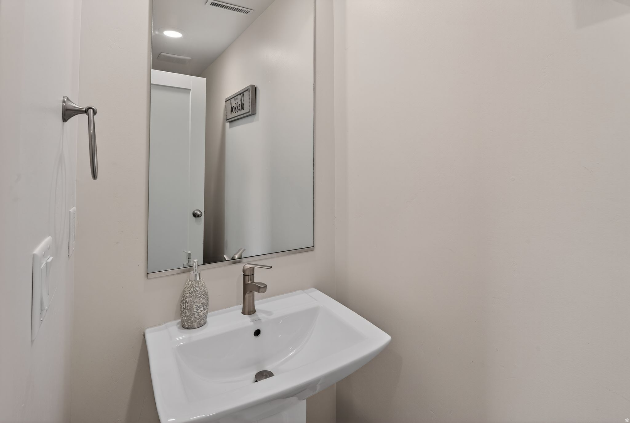 HARVEST VILLAGE - Residential