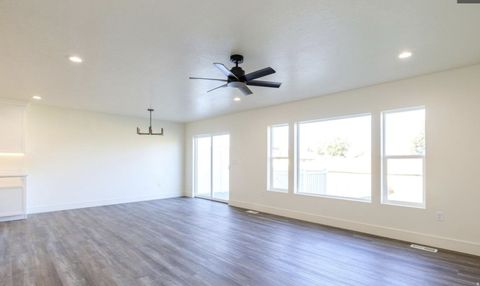 Tiny photo for 1350 S 200 W, Bountiful, UT 84010 (MLS # 2146629)