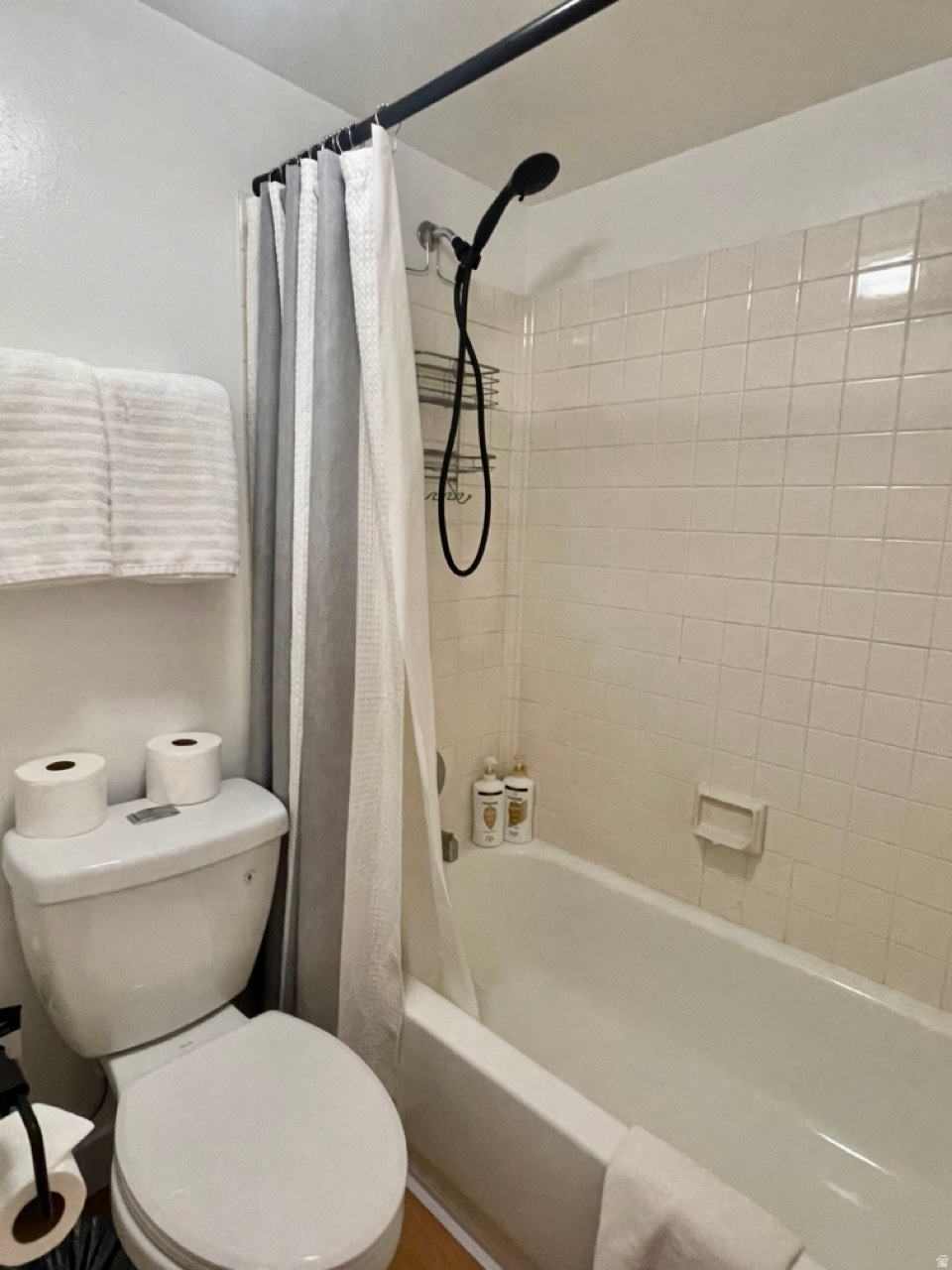 TIMBERBROOK VILLAGE CONDOMINIUMS - Residential