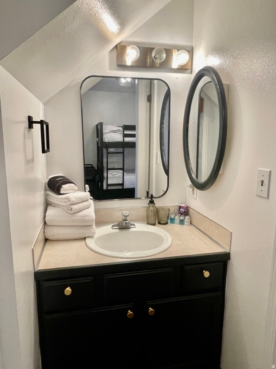 TIMBERBROOK VILLAGE CONDOMINIUMS - Residential