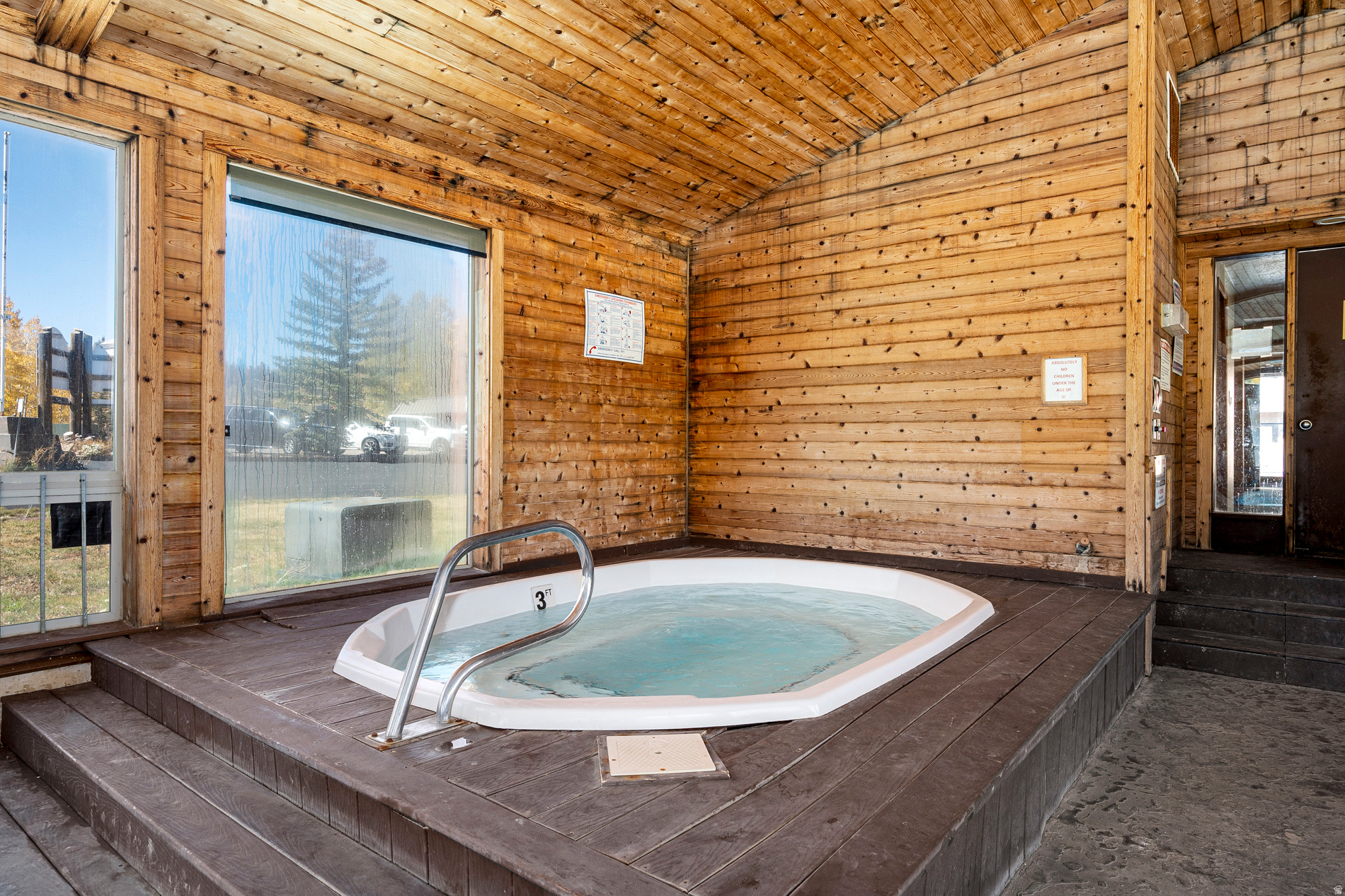 TIMBERBROOK VILLAGE CONDOMINIUMS - Residential