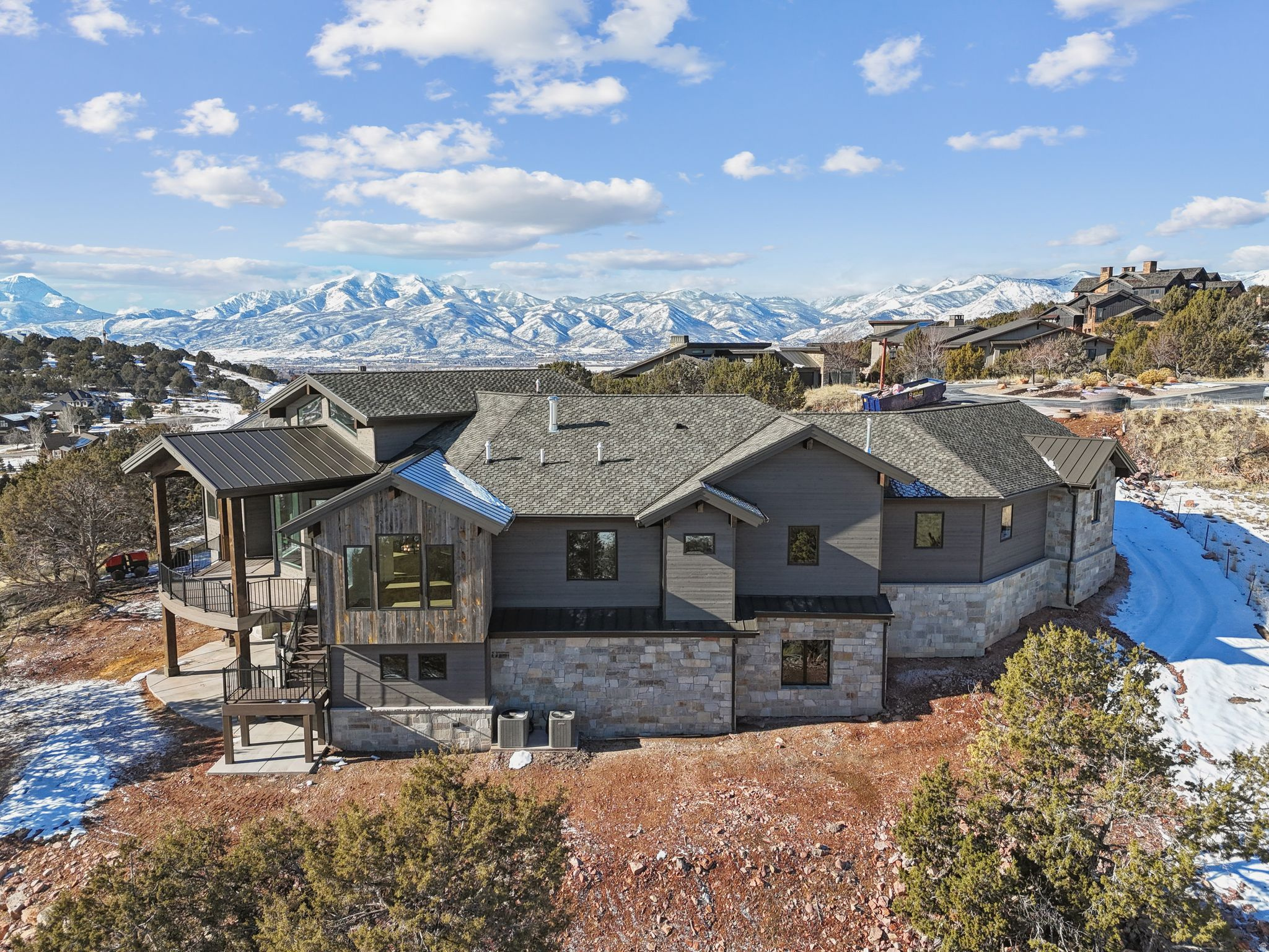 RED LEDGES - Residential