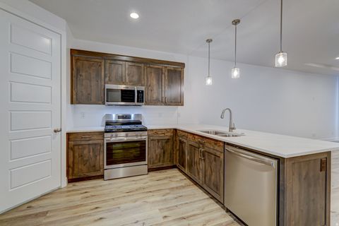 Tiny photo for 2072 W 320 S, Hurricane, UT 84737 (MLS # 2126087)
