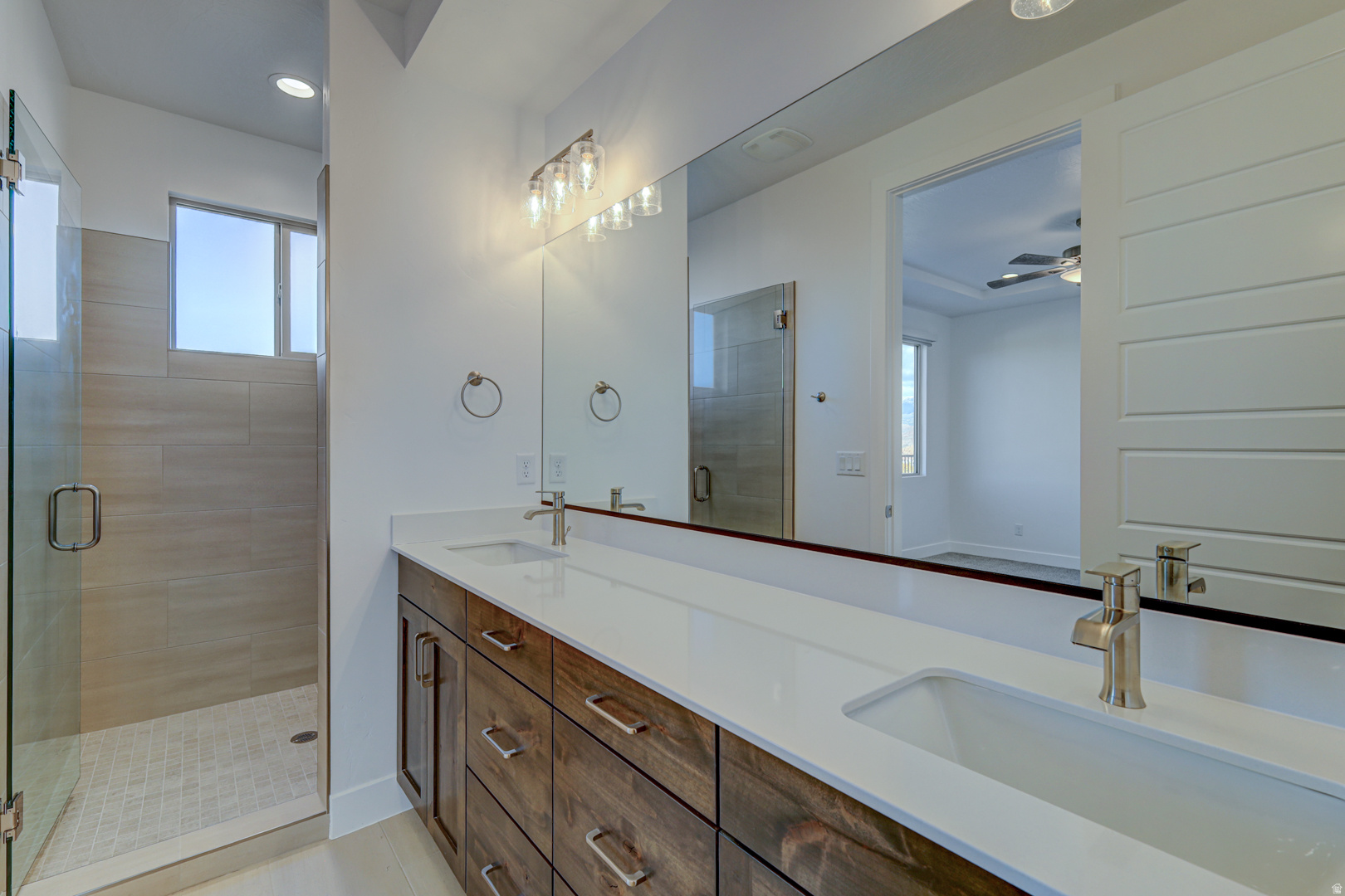 HURRICANE VIEWS - Residential