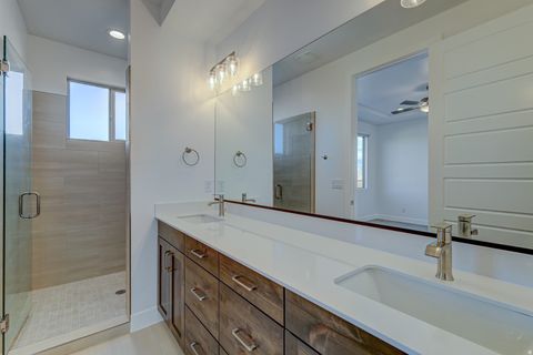 Tiny photo for 2072 W 320 S, Hurricane, UT 84737 (MLS # 2126087)