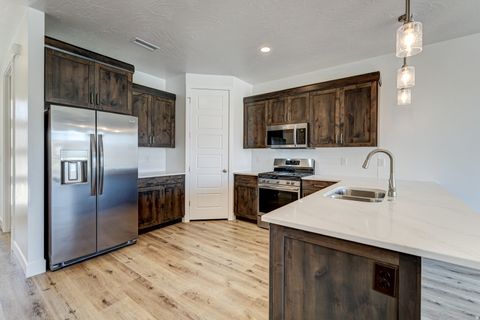 Tiny photo for 2072 W 320 S, Hurricane, UT 84737 (MLS # 2126087)