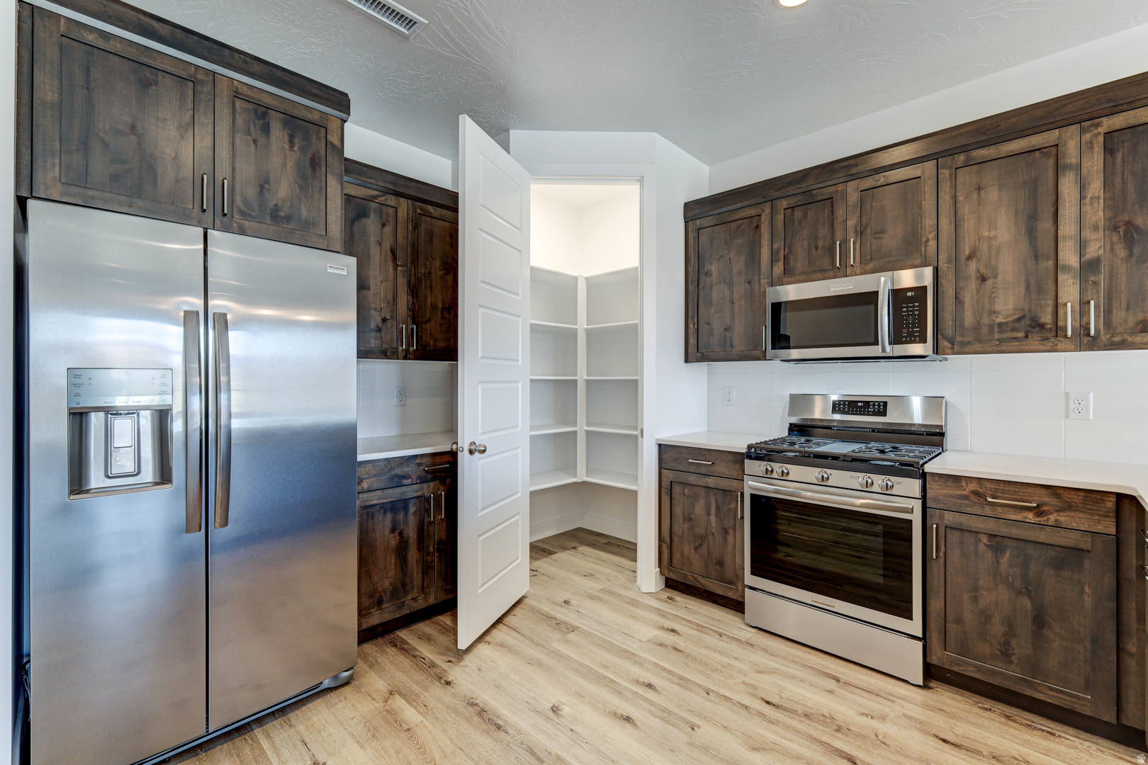 HURRICANE VIEWS - Residential