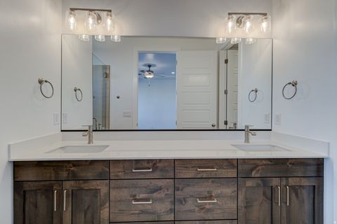 Tiny photo for 2072 W 320 S, Hurricane, UT 84737 (MLS # 2126087)