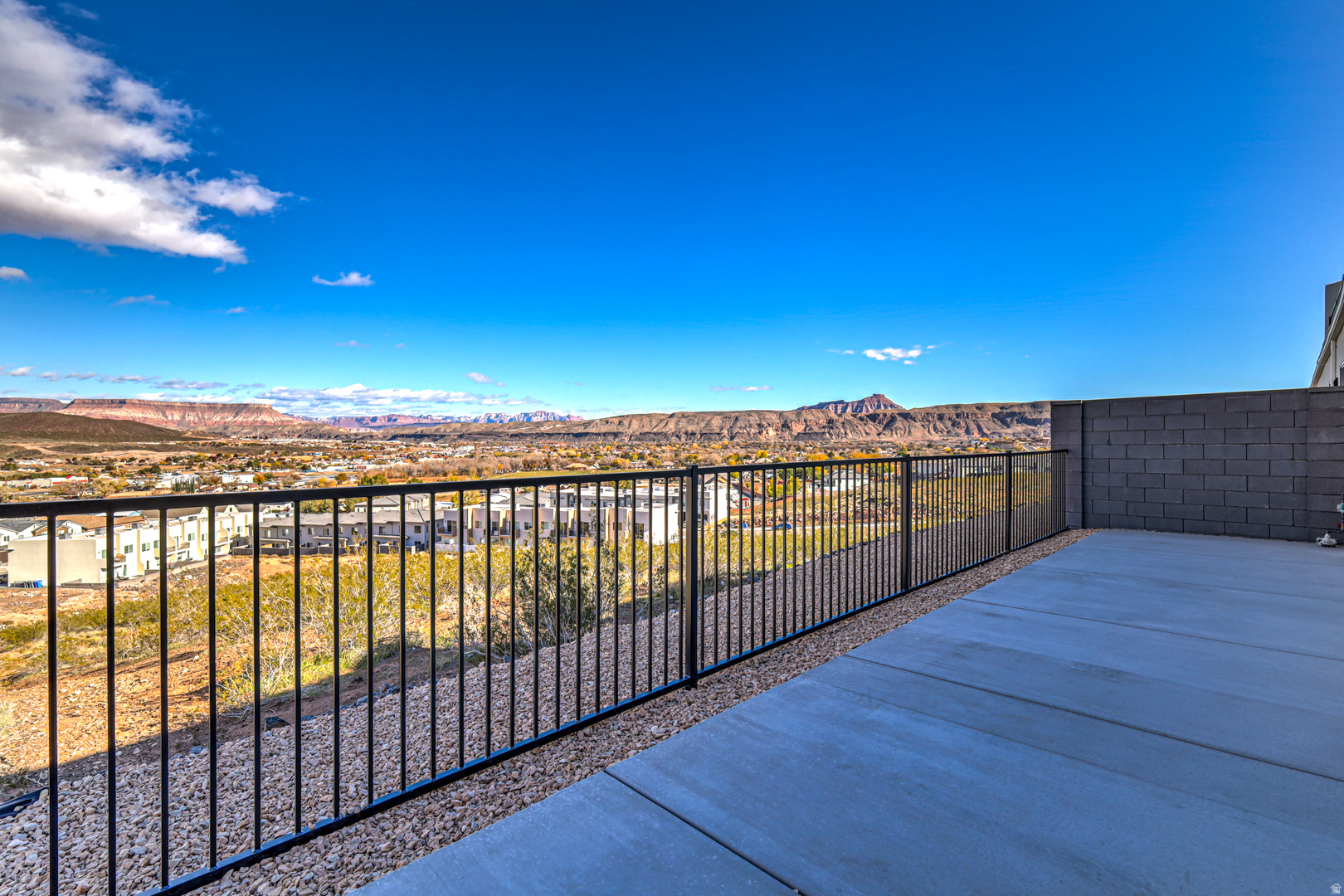 HURRICANE VIEWS - Residential