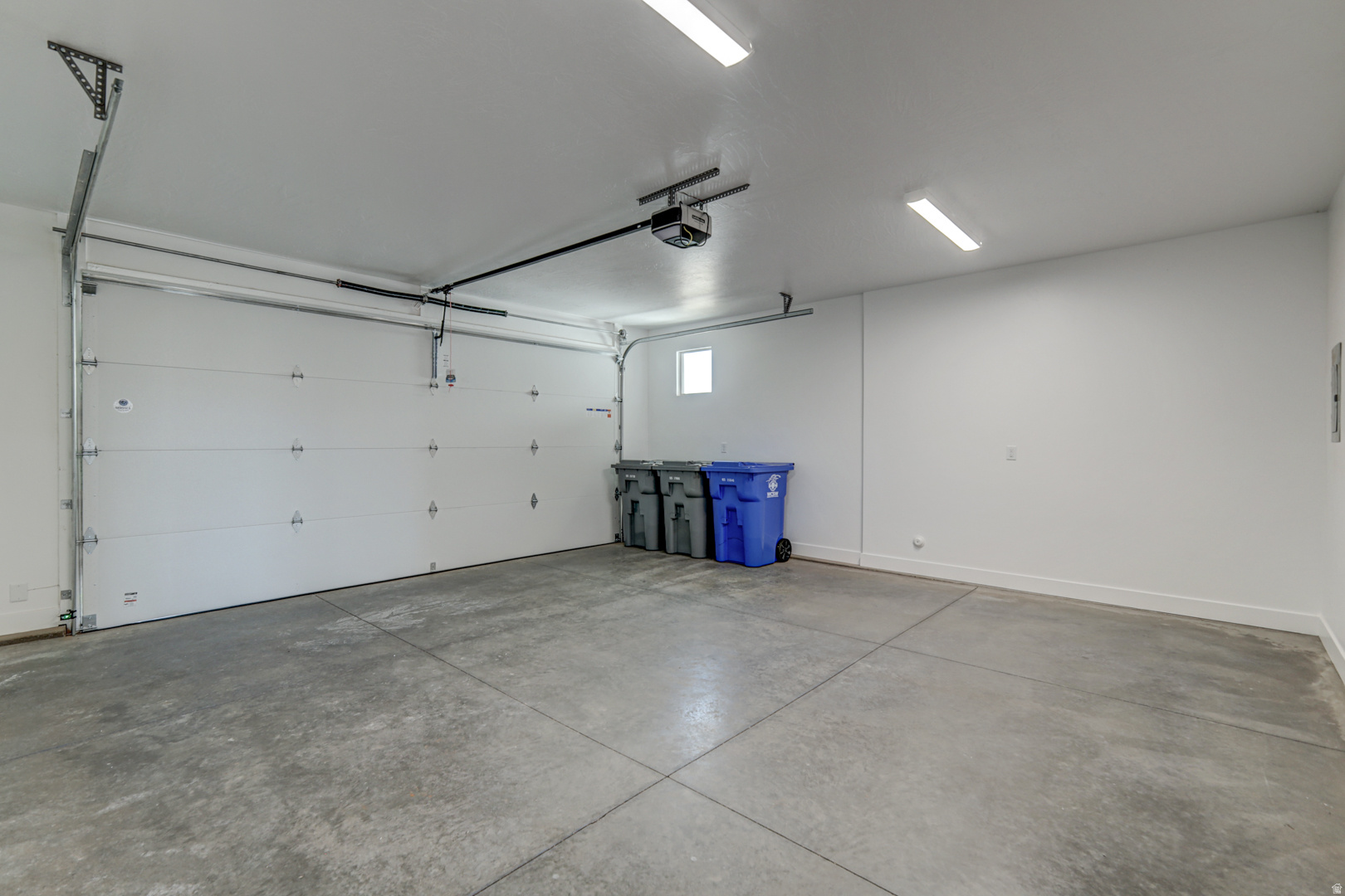 HURRICANE VIEWS - Residential