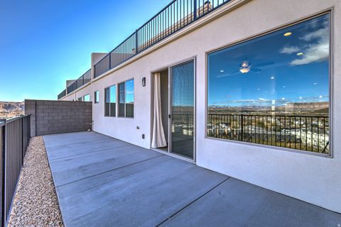 Tiny photo for 2072 W 320 S, Hurricane, UT 84737 (MLS # 2126087)