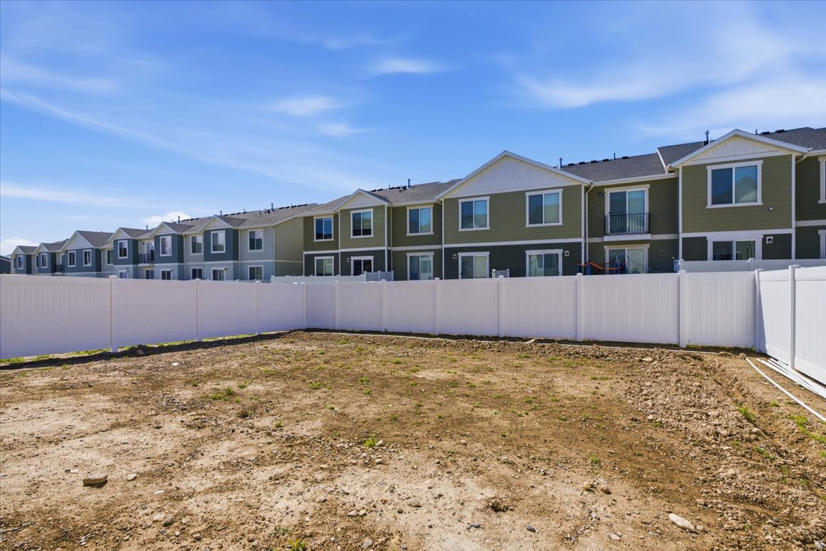 RIVER POINT - Residential