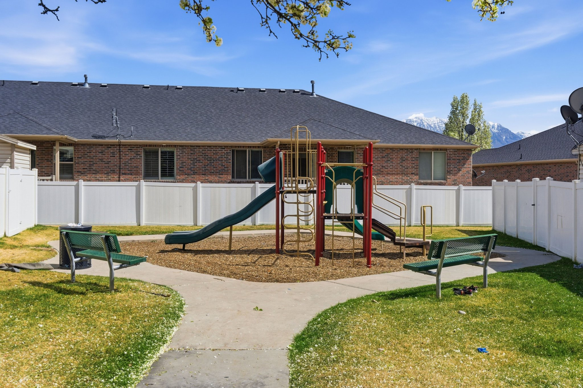 TIMPANOGOS HEIGHTS CONDO - Residential