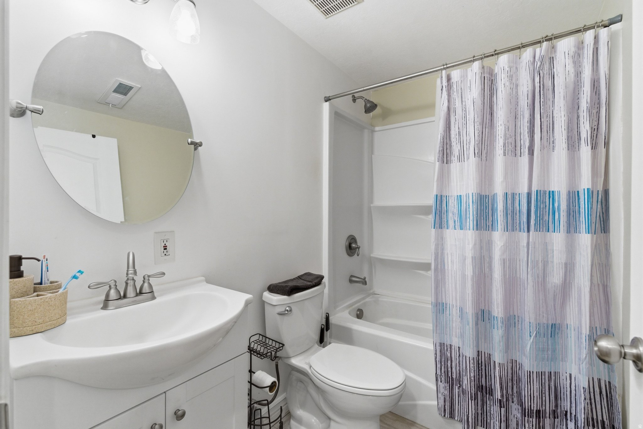 TIMPANOGOS HEIGHTS CONDO - Residential