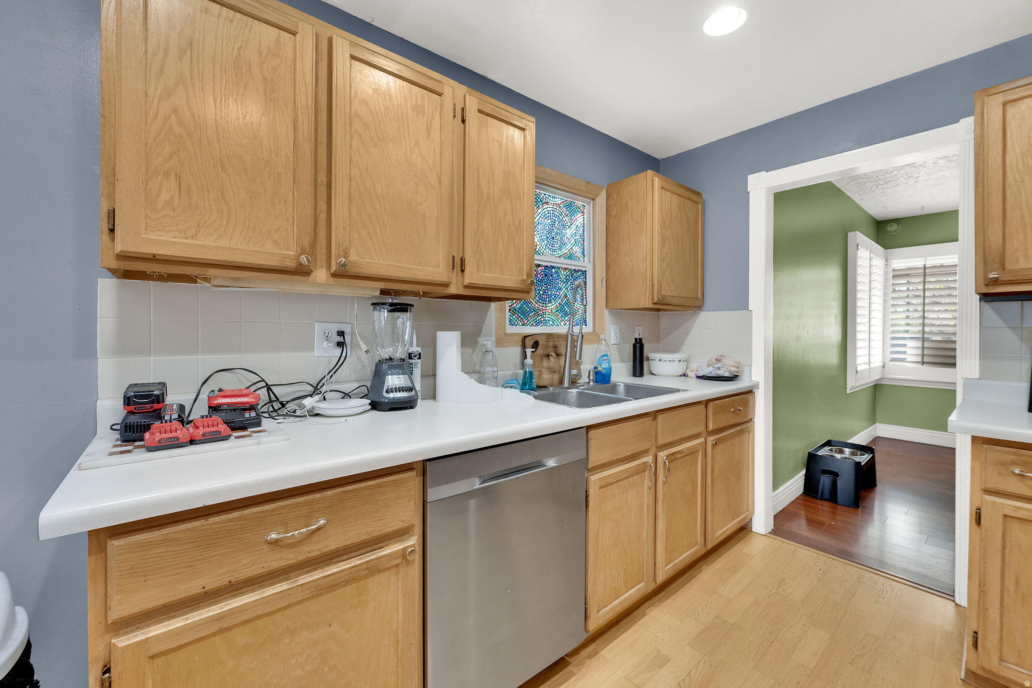 VILLAGE GARDENS - Residential