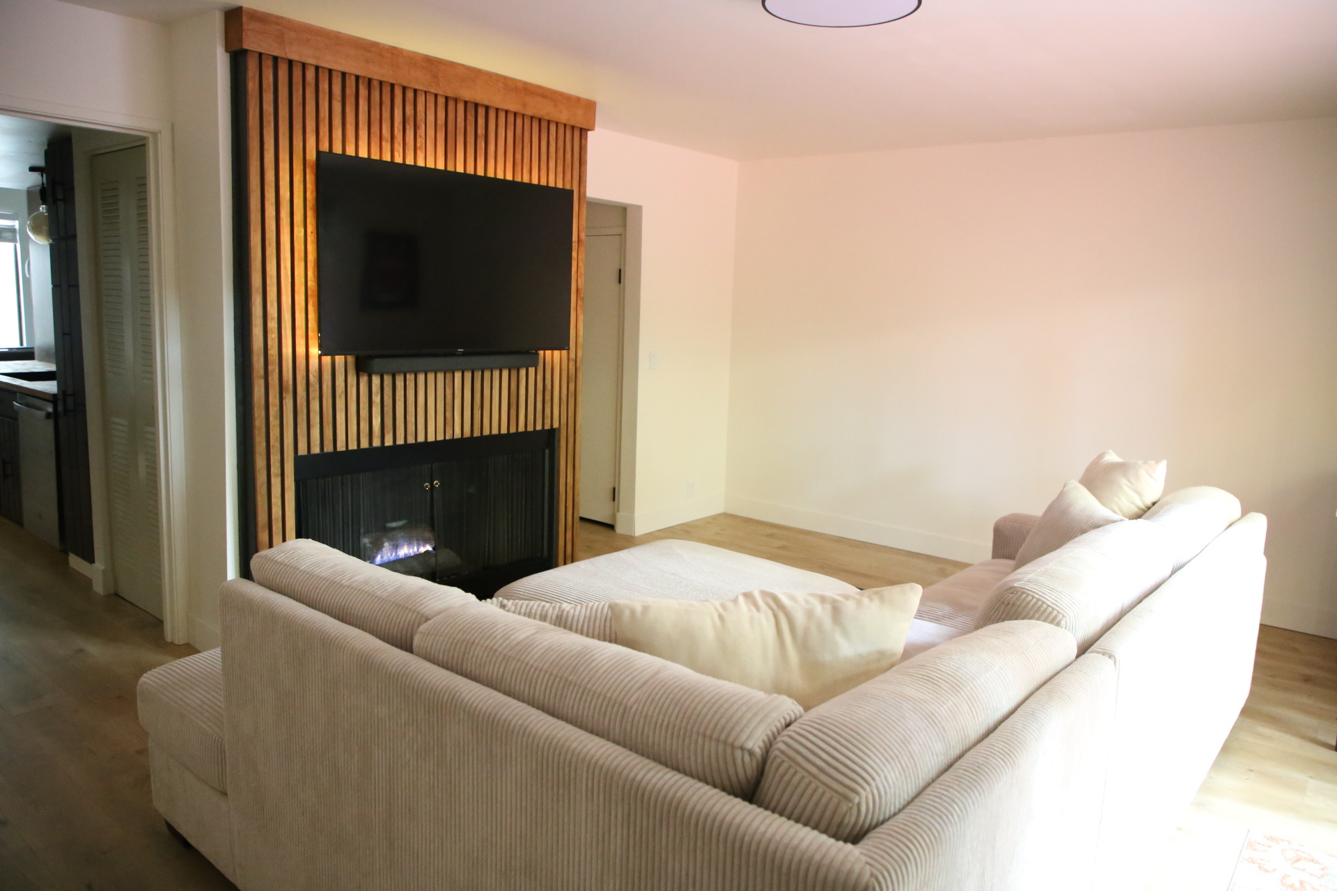 HIDDEN LAKE CONDM - Residential