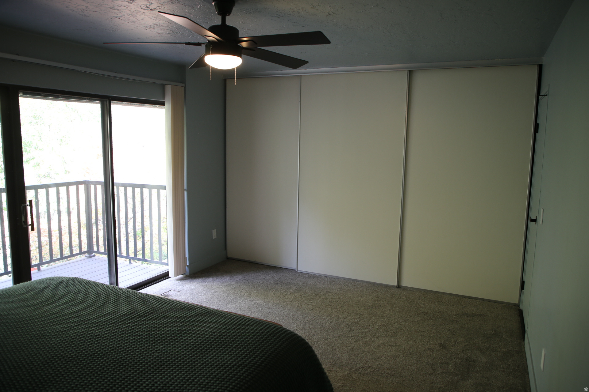 HIDDEN LAKE CONDM - Residential