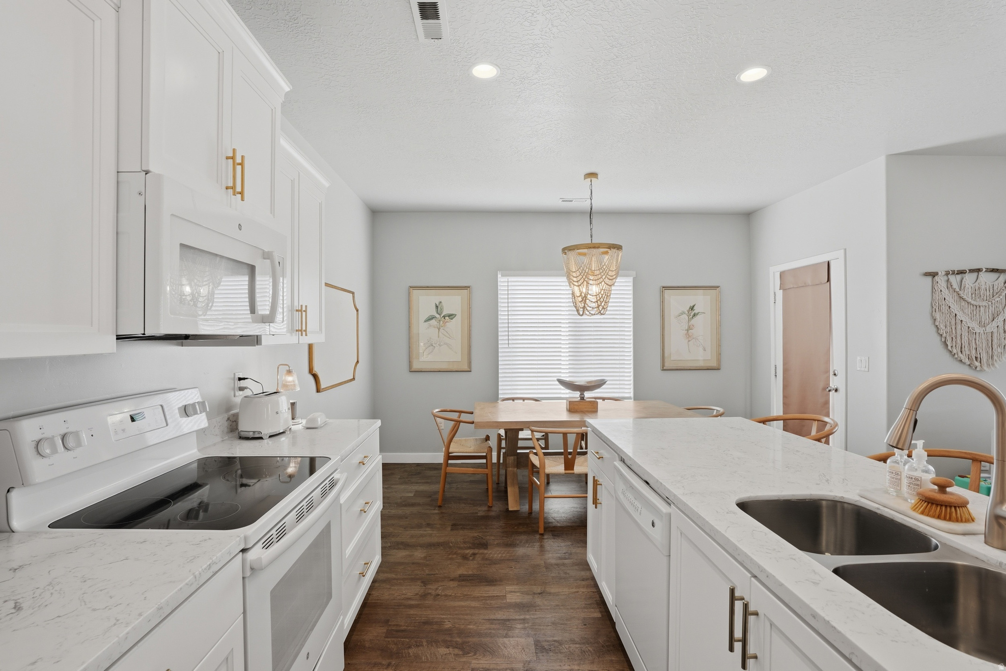 RUSHMORE PARK - Residential