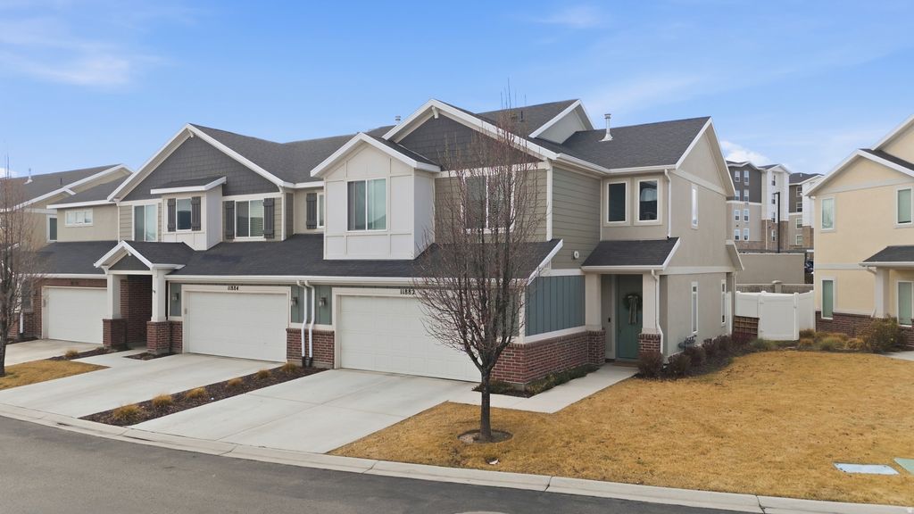 Photo of 11882 S BLACK HILLS LN, Herriman, UT 84096 (MLS # 2141129)
