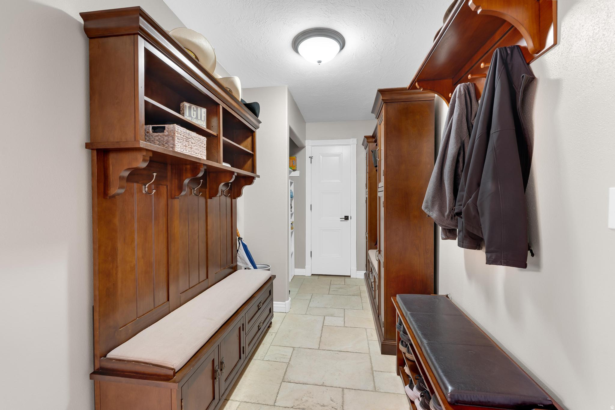 GOLDEN GROVE - Residential