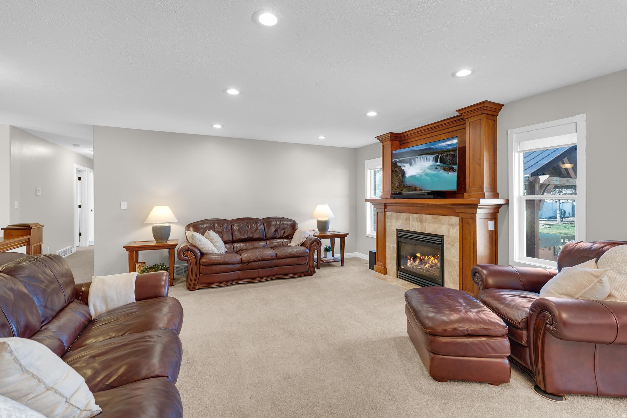 GOLDEN GROVE - Residential