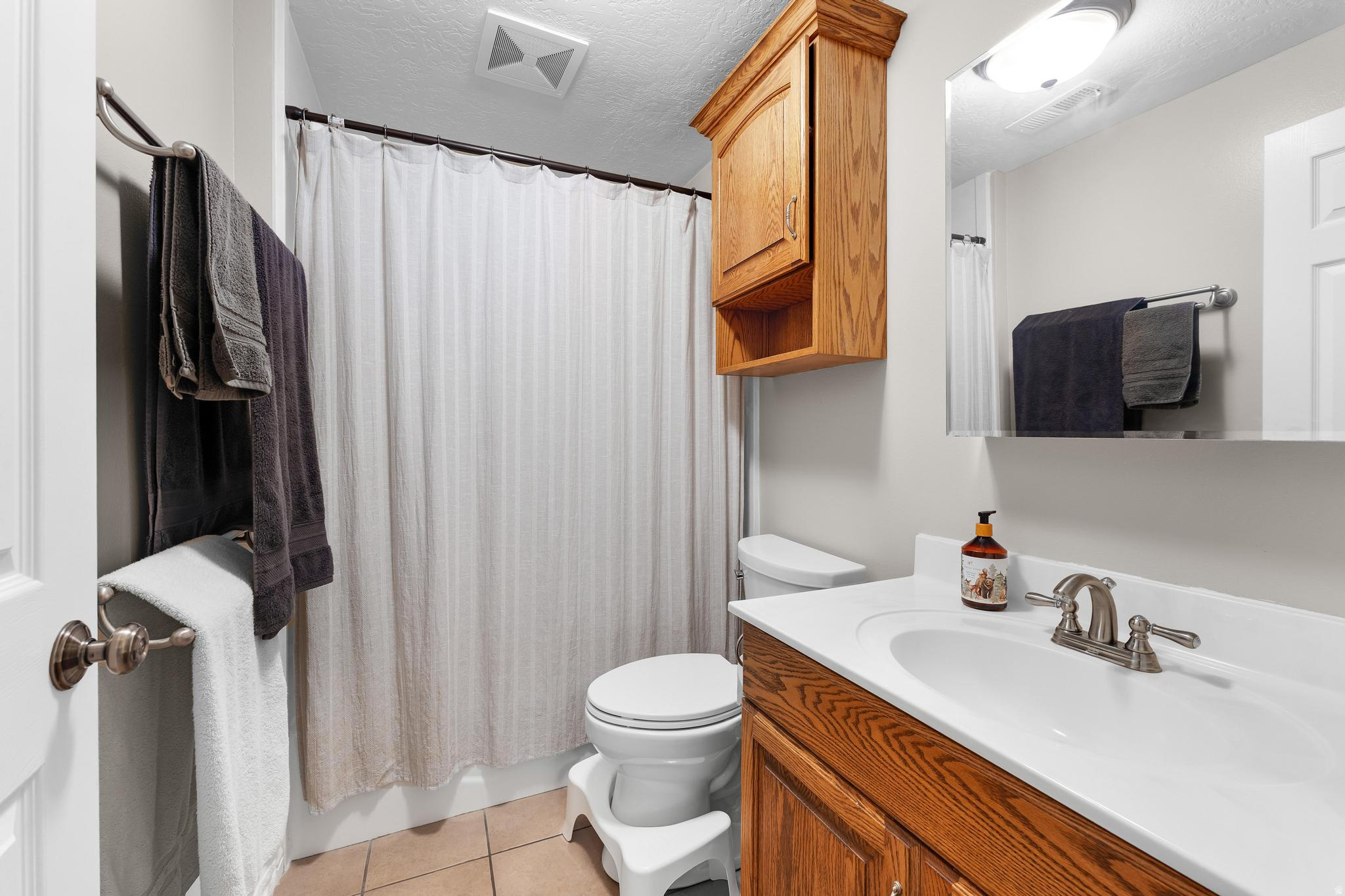 GOLDEN GROVE - Residential