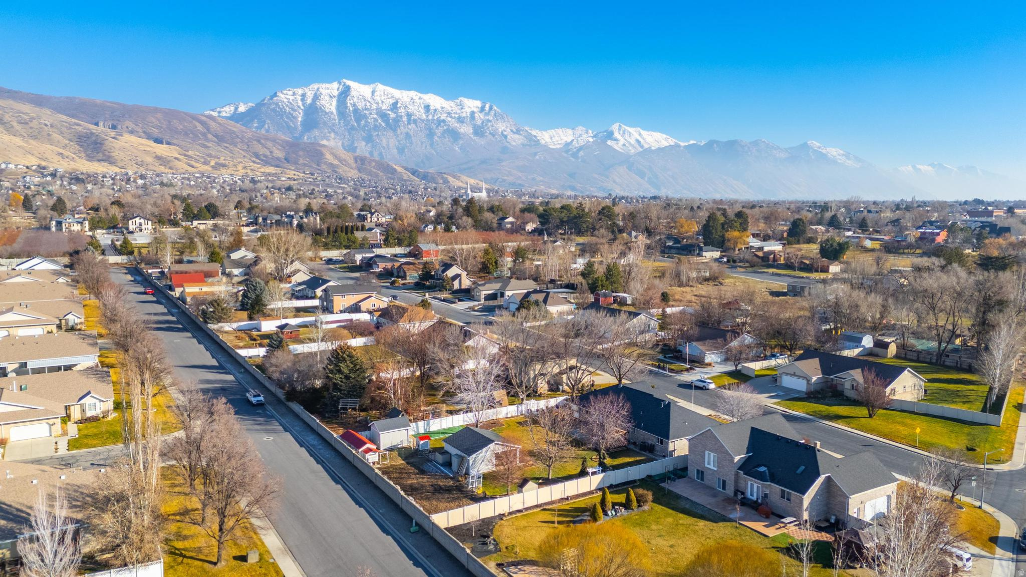 GOLDEN GROVE - Residential