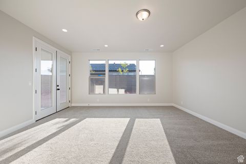 Tiny photo for 1545 DAYLIGHT ST N #129, Washington, UT 84780 (MLS # 2115233)