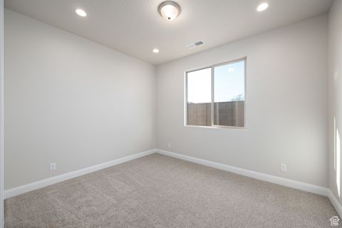 Tiny photo for 1545 DAYLIGHT ST N #129, Washington, UT 84780 (MLS # 2115233)