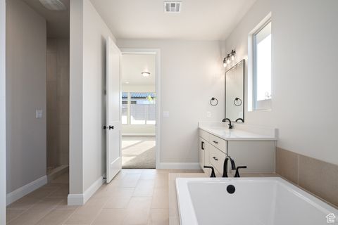 Tiny photo for 1545 DAYLIGHT ST N #129, Washington, UT 84780 (MLS # 2115233)