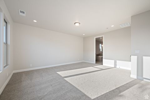 Tiny photo for 1545 DAYLIGHT ST N #129, Washington, UT 84780 (MLS # 2115233)
