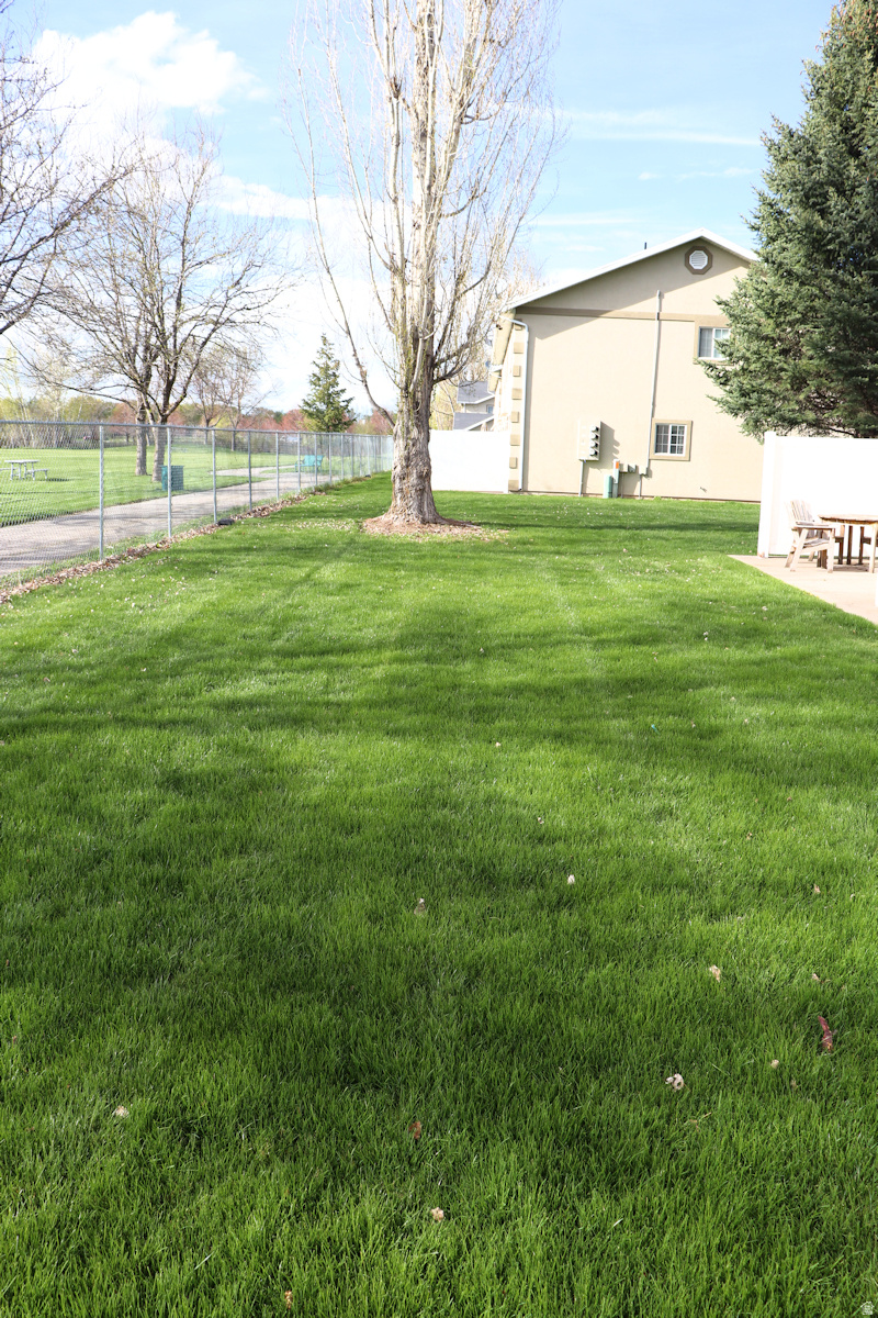 BLACKHAWK - Residential