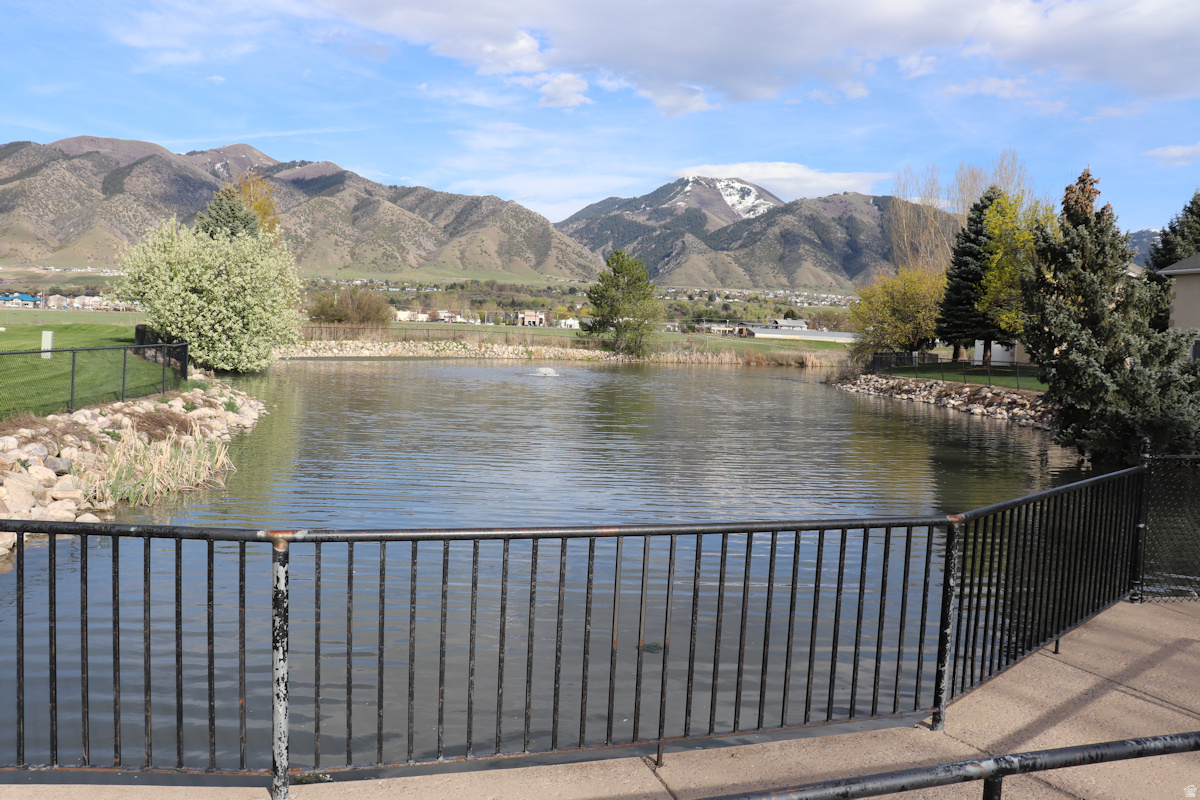 BLACKHAWK - Residential