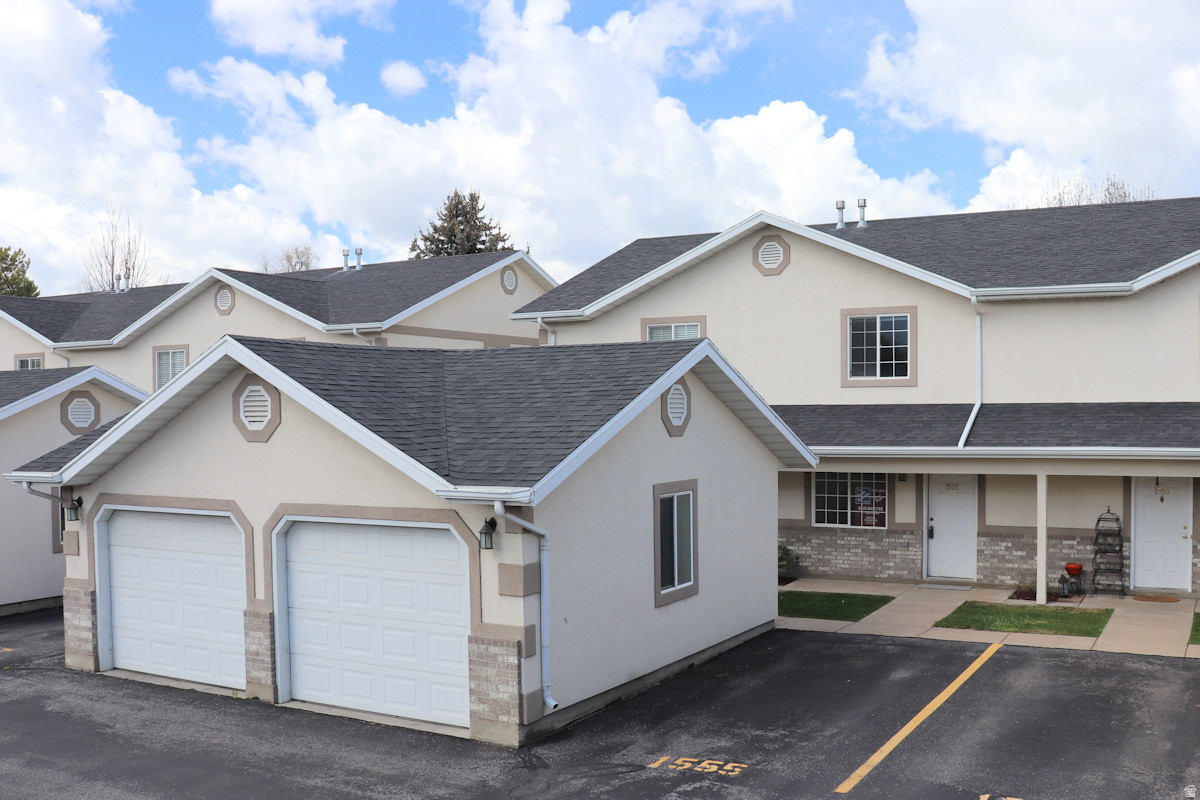 BLACKHAWK - Residential