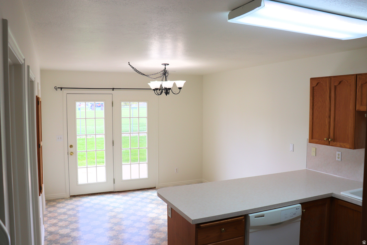 BLACKHAWK - Residential