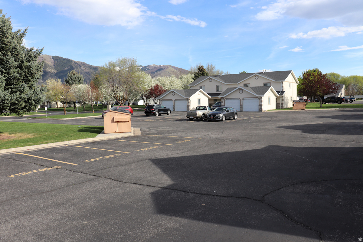 BLACKHAWK - Residential