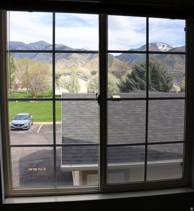 BLACKHAWK - Residential