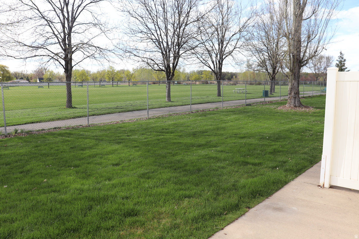 BLACKHAWK - Residential