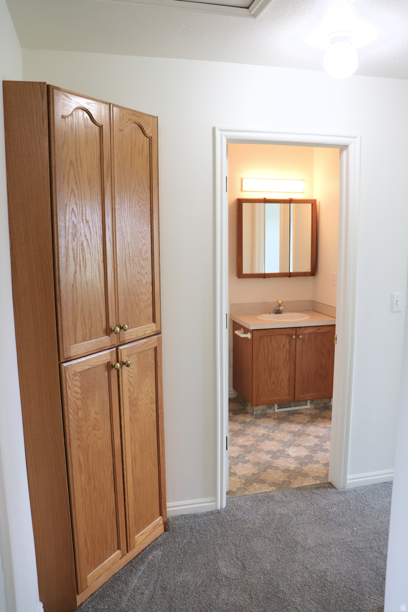 BLACKHAWK - Residential